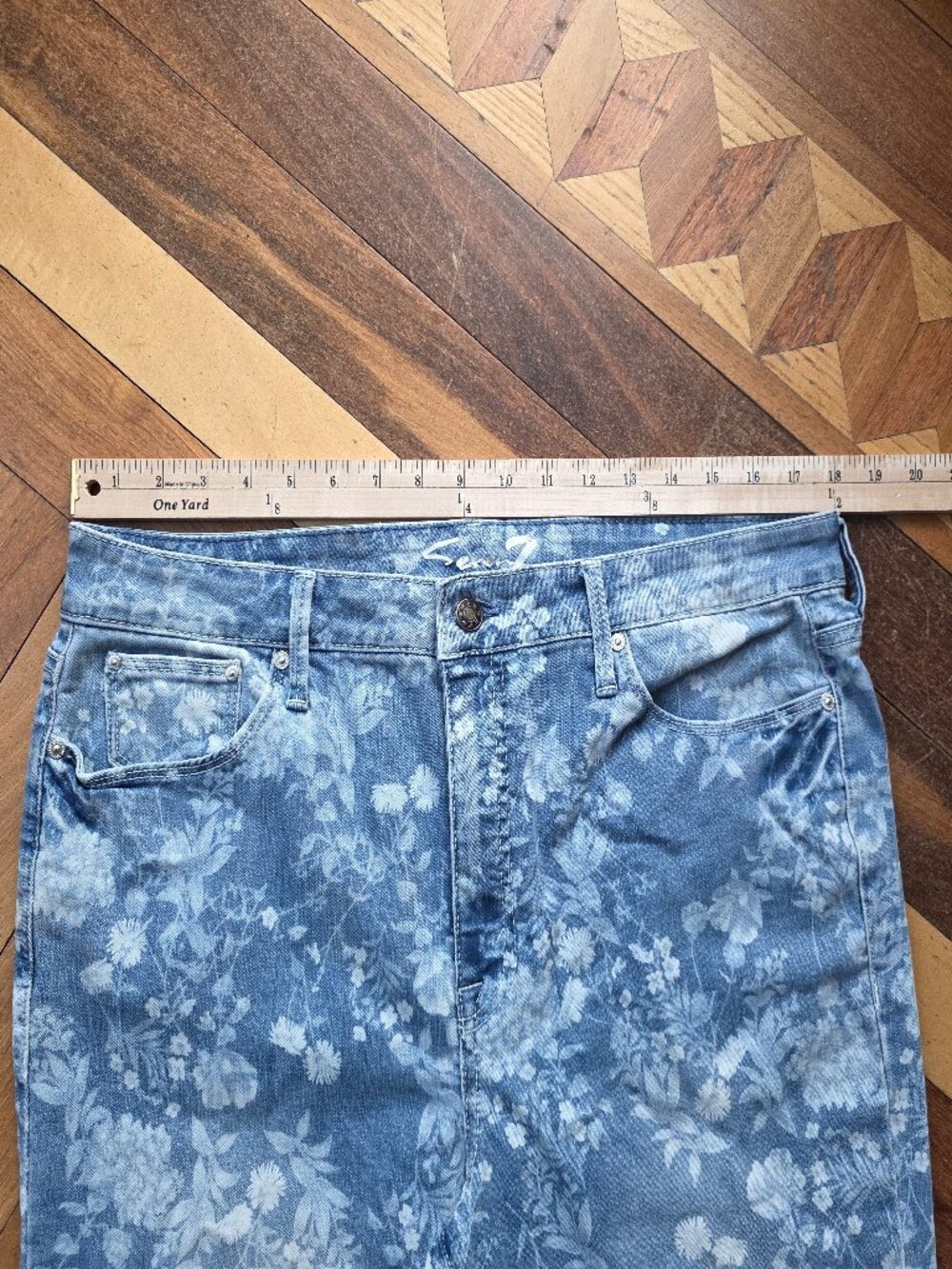 Seven7 High Rise Floral Kick Flare Bootcut Jeans Size 14 - Picture 6 of 16